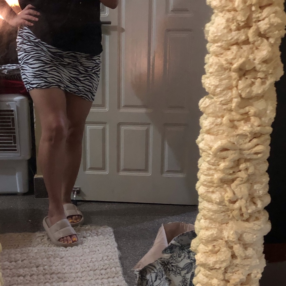 Pair of mini skirt - Picture 5 of 8